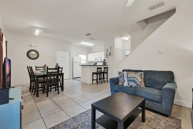 2950 LUCAYAN HARBOUR CIRCLE 105, Kissimmee, FL 34746