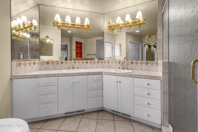 2350 Barnes Circle, Reno, NV 89509