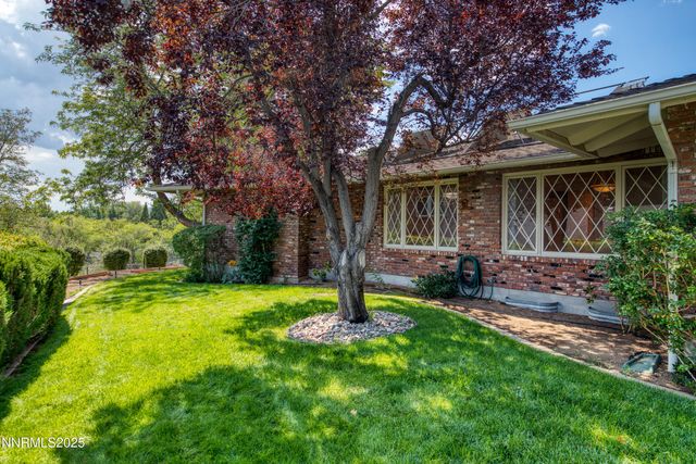2350 Barnes Circle, Reno, NV 89509