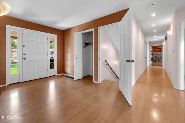 2350 Barnes Circle, Reno, NV 89509