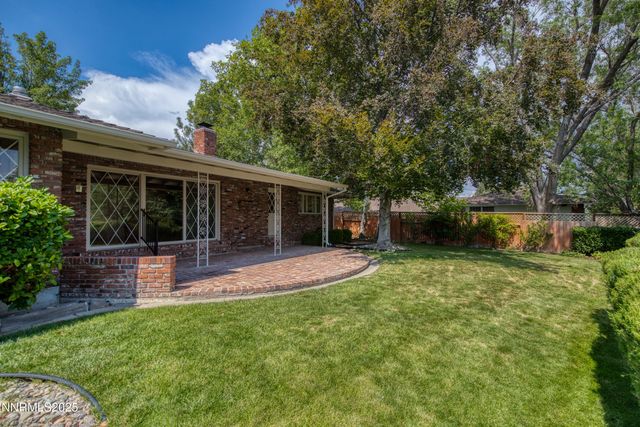 2350 Barnes Circle, Reno, NV 89509