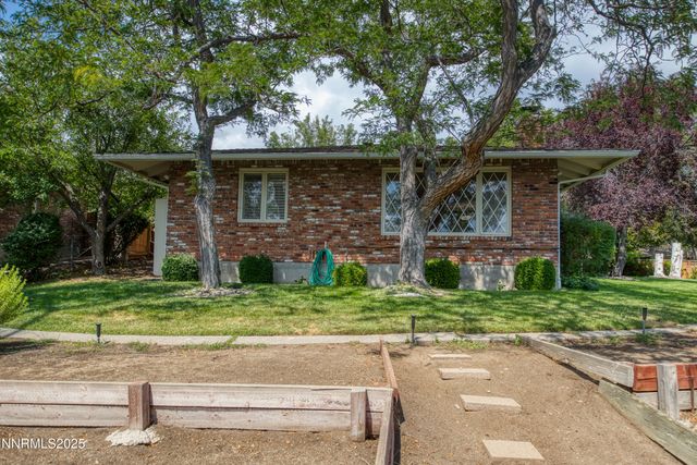 2350 Barnes Circle, Reno, NV 89509