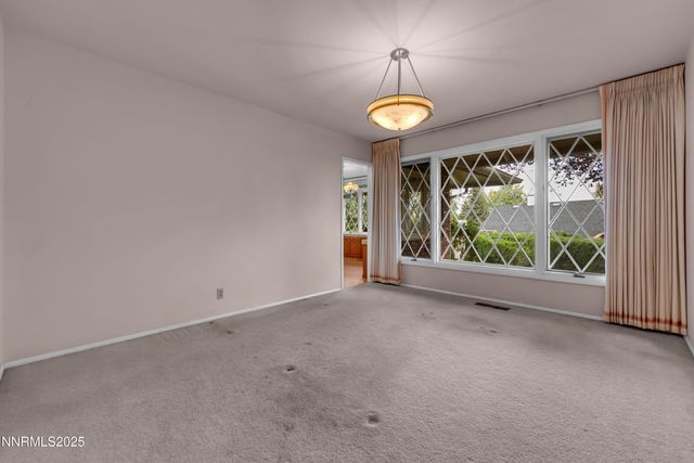 2350 Barnes Circle, Reno, NV 89509