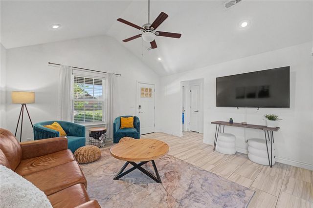 3702 SW Davinci Boulevard, Bentonville, AR 72712