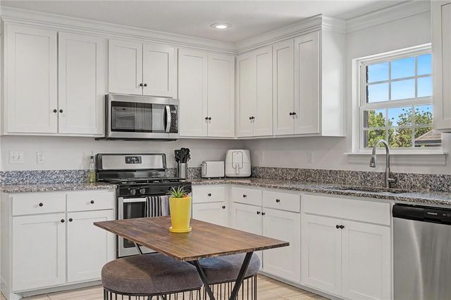 3702 SW Davinci Boulevard, Bentonville, AR 72712