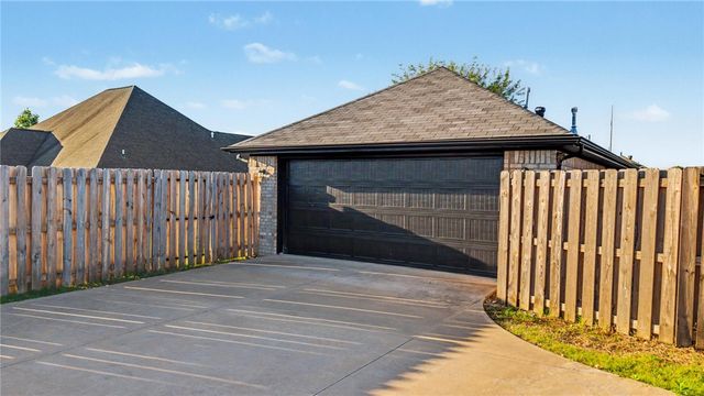 3702 SW Davinci Boulevard, Bentonville, AR 72712