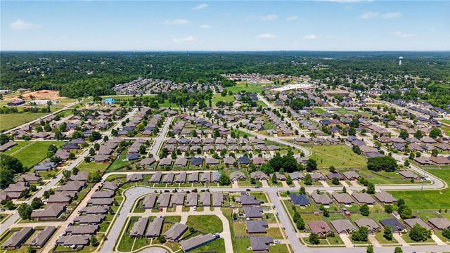 3702 SW Davinci Boulevard, Bentonville, AR 72712