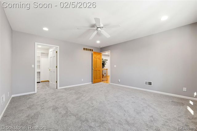 2300 Canyon Ridge Drive, White Lake, MI 48383