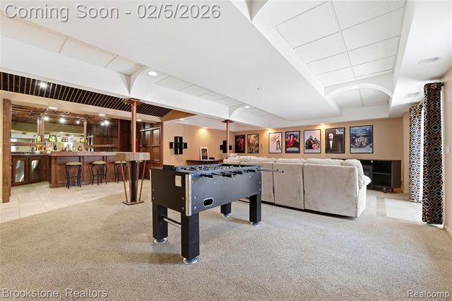 2300 Canyon Ridge Drive, White Lake, MI 48383