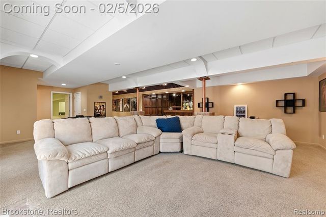 2300 Canyon Ridge Drive, White Lake, MI 48383