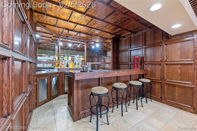 2300 Canyon Ridge Drive, White Lake, MI 48383