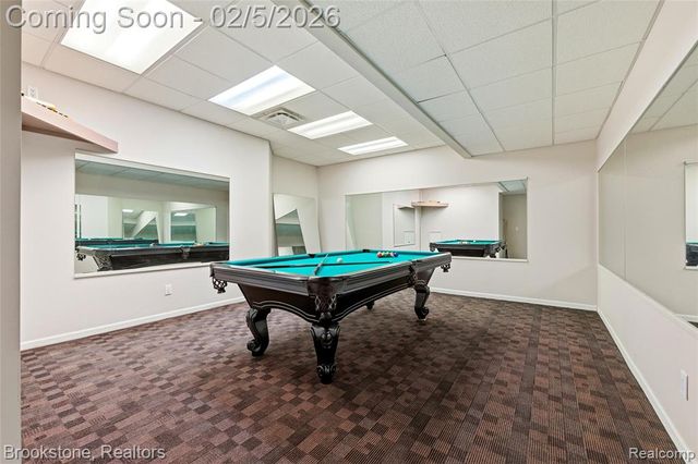 2300 Canyon Ridge Drive, White Lake, MI 48383