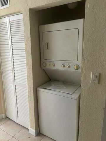 1663 SE 27th Dr 207, Homestead, FL 33035