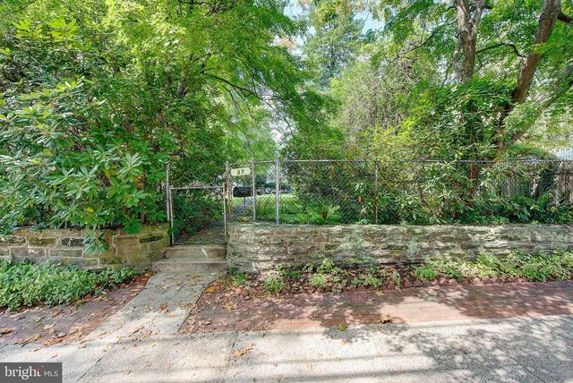 37 E MERMAID LN, Philadelphia, PA 19118