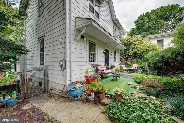 37 E MERMAID LN, Philadelphia, PA 19118