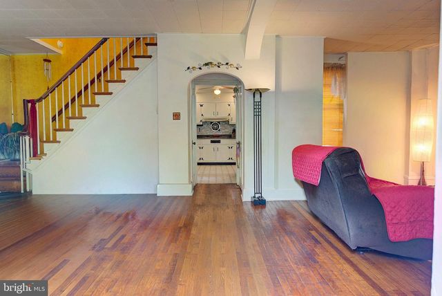 37 E MERMAID LN, Philadelphia, PA 19118