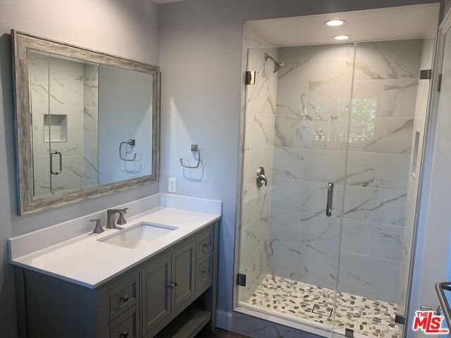 22700 W Flamingo Street, Los Angeles, CA 91364