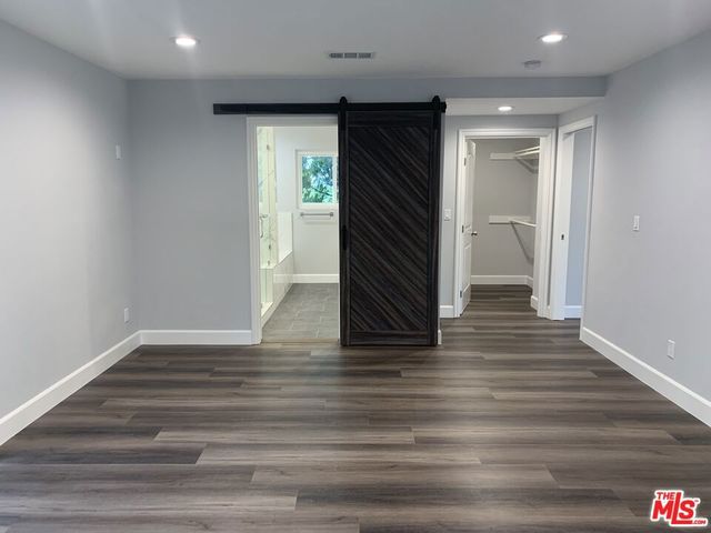 22700 W Flamingo Street, Los Angeles, CA 91364