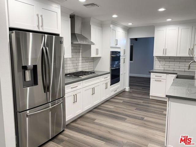 22700 W Flamingo Street, Los Angeles, CA 91364