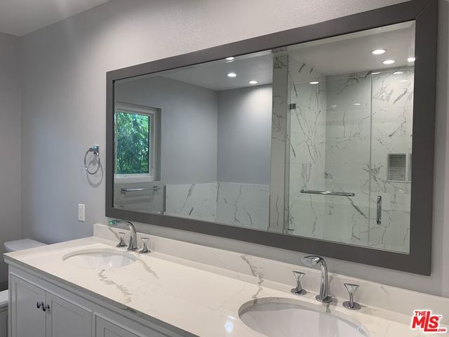 22700 W Flamingo Street, Los Angeles, CA 91364