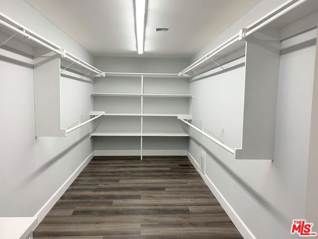 22700 W Flamingo Street, Los Angeles, CA 91364