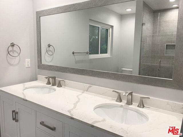 22700 W Flamingo Street, Los Angeles, CA 91364