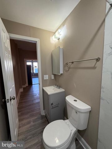 2424 E CHASE ST, Baltimore, MD 21213