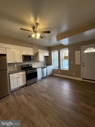 2424 E CHASE ST, Baltimore, MD 21213