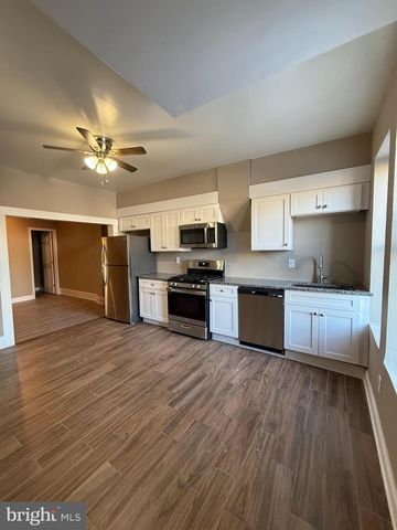 2424 E CHASE ST, Baltimore, MD 21213