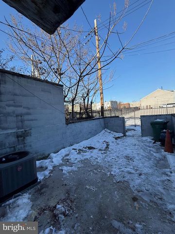 2424 E CHASE ST, Baltimore, MD 21213