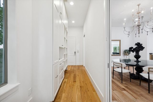 4921 Holly Street, Bellaire, TX 77401