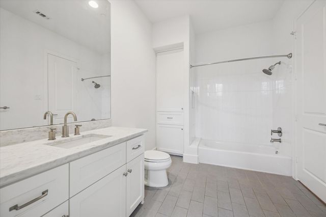 4921 Holly Street, Bellaire, TX 77401