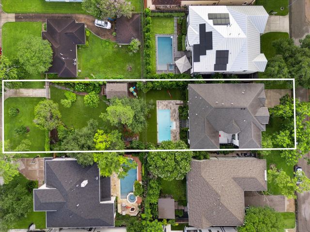 4921 Holly Street, Bellaire, TX 77401