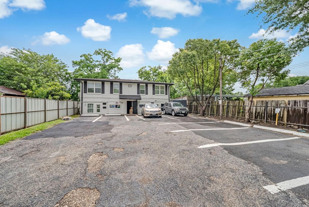 217 Johnson Street 1, Pasadena, TX 77506