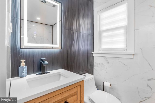 320 BEECH AVENUE, Woodbury Heights, NJ 08097