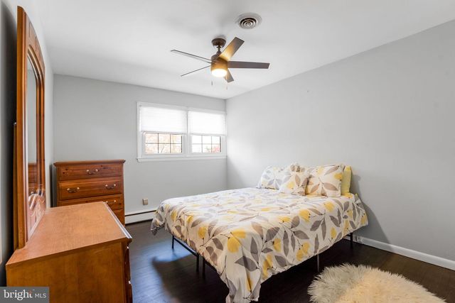 320 BEECH AVENUE, Woodbury Heights, NJ 08097