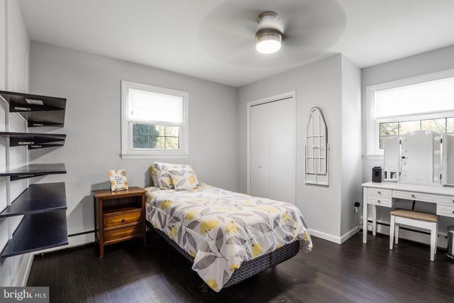 320 BEECH AVENUE, Woodbury Heights, NJ 08097