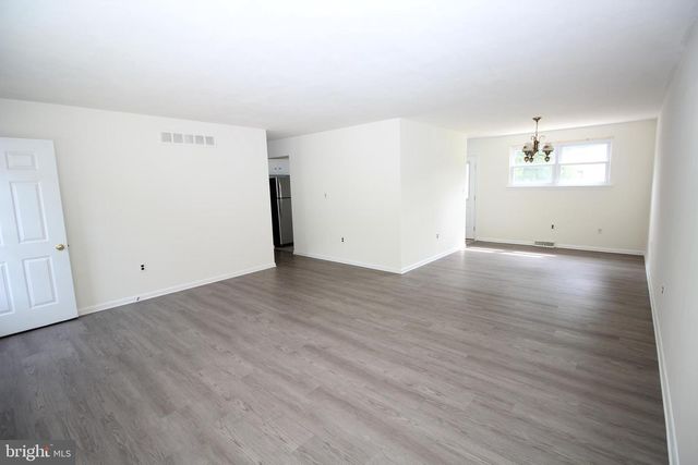 836 TOWNSEND BLVD, Dover, DE 19901