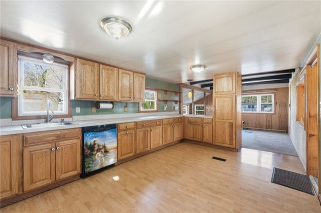 38 Oak Terrace, Burrillville, RI 02839