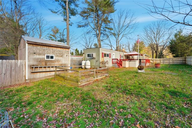 38 Oak Terrace, Burrillville, RI 02839