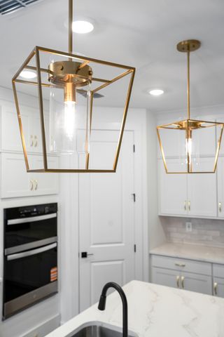 2421 Nolan Dr, Franklin, TN 37064