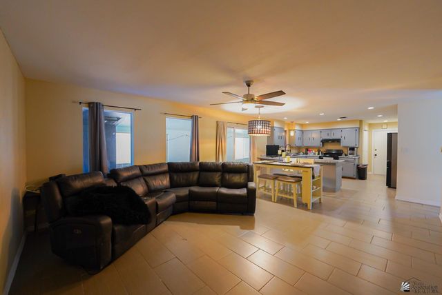 3215 W London Dr, Yuma, AZ 85364