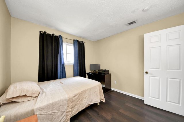 16338 Hunting Dog Court, Houston, TX 77489