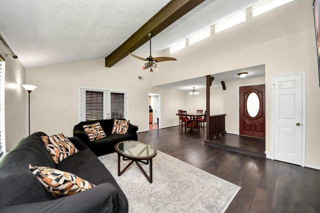 16338 Hunting Dog Court, Houston, TX 77489