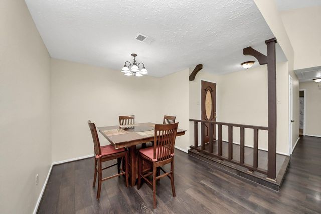 16338 Hunting Dog Court, Houston, TX 77489
