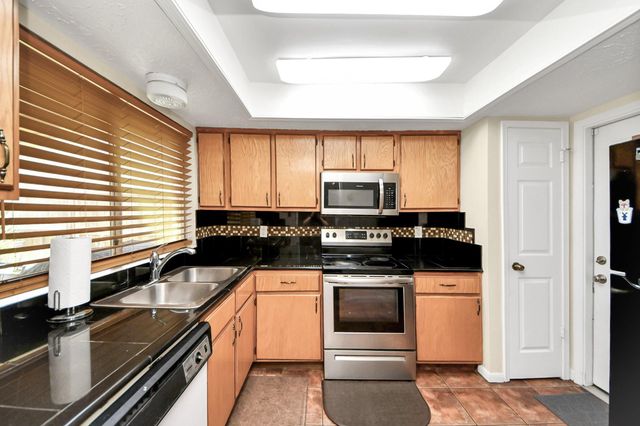 16338 Hunting Dog Court, Houston, TX 77489