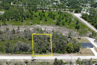 859 Burrows Avenue, Lehigh Acres, FL 33974