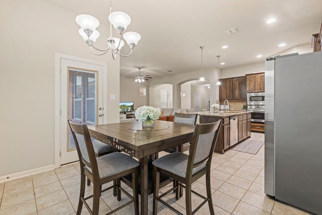 220 Sir Brine Drive, Lewisville, TX 75056