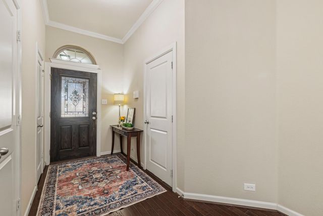 220 Sir Brine Drive, Lewisville, TX 75056