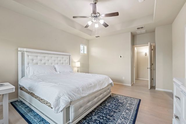 220 Sir Brine Drive, Lewisville, TX 75056